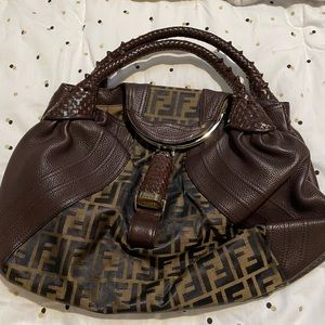 FENDI SHOULDER BAG .. TWIST DESIGN HANDLES,great condition.. stylish and unique